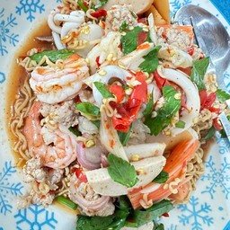 ยำมาม่ารวมมิตร