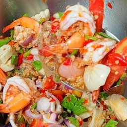 ยำวุ้นเส้นหมูสับ+หมูยอ+กุ้ง