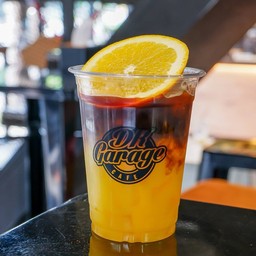 DK Garage Cafe กาแฟ มัทฉะ ชาเย็น