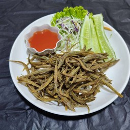 ปลา รากกล้วยทอด