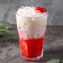 สตรอเบอร์รี่นมสด (Strewberry Milk)