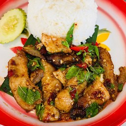 กะเพราคอหมูย่าง