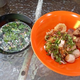 เส้นใหญ่แห้ง