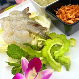 กุ้งแช่น้ำปลา ( กุ้ง 7 ตัว )