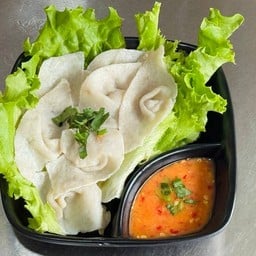 เกี๊ยวปลาลวกจิ้ม