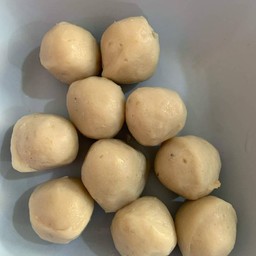 ลูกชิ้นลวก