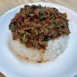 ข้าวกะเพรา เนื้อสับ