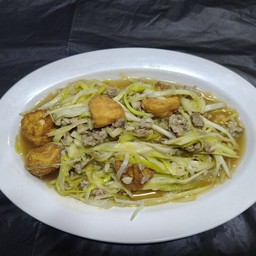 กุยช่ายขาวผัดเต้าหู้หมูสับ