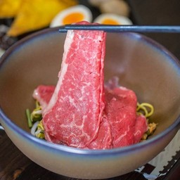 เนื้อวากิวสไลด์ (พรีเมียม)