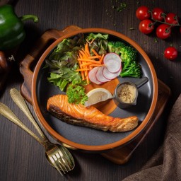 สเต็กปลาแซลมอน