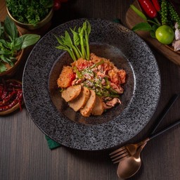 เย็นตาโฟ-ผัดแห้ง (ไม่มีเส้น แต่สามารถเพิ่มเส้นได้)