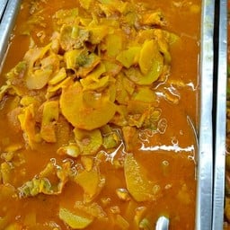 ข้าวแกงเมืองคอน