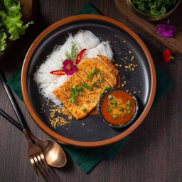 เส้นหมี่อกไก่ น้ำจิ้มแจ่ว (คลีน)