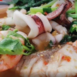 ผัดเรือโป้ะ