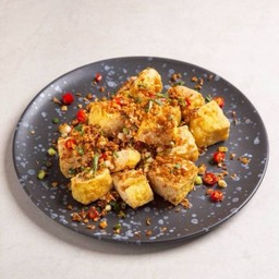 เต้าหู้ผัดพริกเกลือ  Salted And Chill Crispy Fried Tofu