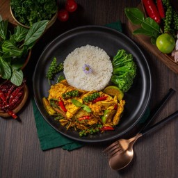 ผัดเผ็ด+ข้าว