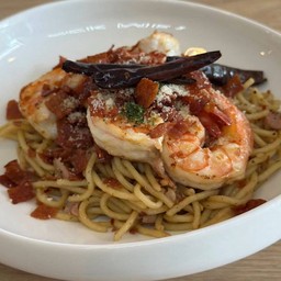 40.สปาเก็ตตี้ผัดพริกแห้งซีฟู๊ด,แซลมอน