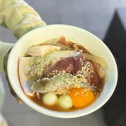 ชุดหมูกระทะ+ผัก+น้ำจิ้ม (สำหรับ 2-3 คน)