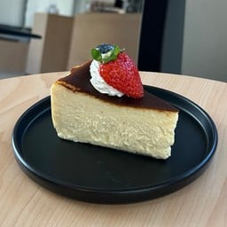 Basque Burnt Cheese Cake