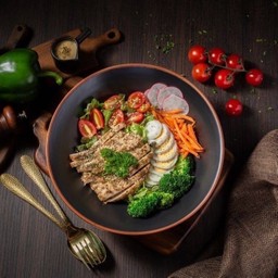 สลัดอกไก่