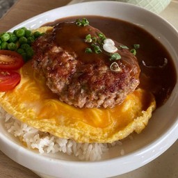 C.ข้าวหน้าหมูแฮมเบิร์กซอสเดมิเกรซ