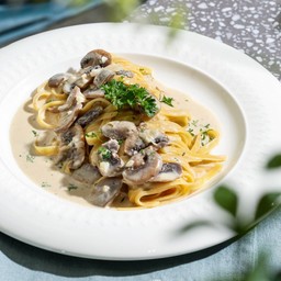 พาสต้าครีมเห็ดแชมปิยอง