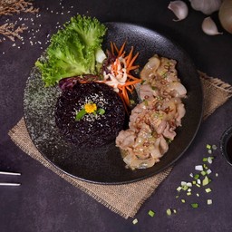 ข้าวราดผัดซอสมิโซะ