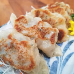 เกี๊ยวซ่า