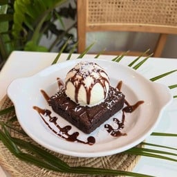 Brownie ice-cream