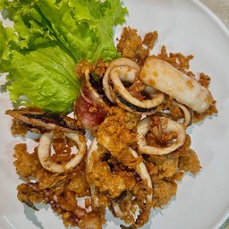 หมึกทอดกระเทียม