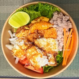 ยำไข่ดาว