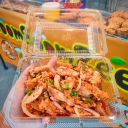 ยำไก่แซ่บ