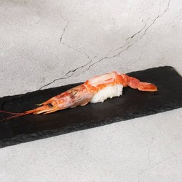 Sushi กุ้งโบตั๋น