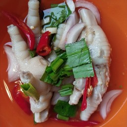 ต้มแซ่บขาไก่