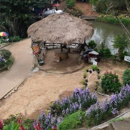 หมู่บ้านชาวเขาเผ่าม้งดอยปุย