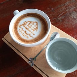 บ้านพักสะแกกรัง Cafe & Homestay