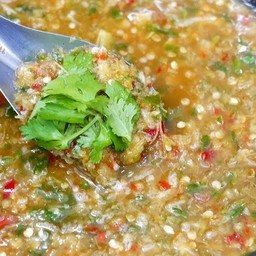 ข้าวคลุกน้ำพริกเกลือ