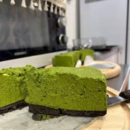 Matcha oreo cheese pie