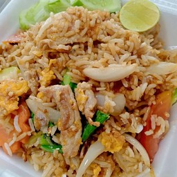 ข้าวผัดไข่หมู