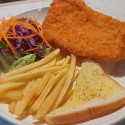 สเต็กปลาดอลลี่ทอด