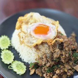 วันเว ข้าว•เตี๋ยว•ยำ ท่าม่วง