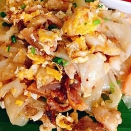 ก๋วยเตี๋ยวคั่วไก่