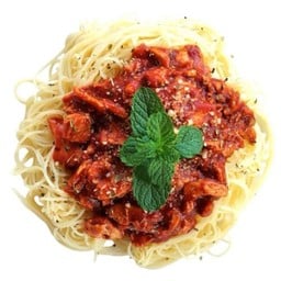 สปาเก็ตตี้ซอสมะเขือเทศไก่สับ