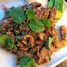 น้ำตกหมู