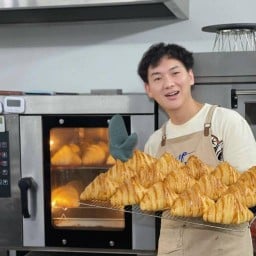 Vanilla Prince Bakery House  (วนิลา ปรินซ์ เบเกอรี่ เฮาส์) สาขาคลองส่งน้ำ