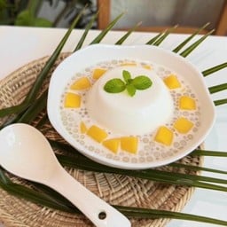 Coconut Pudding Mango