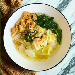 เกี๊ยวน้ำกุ้งหมูบะช่อ