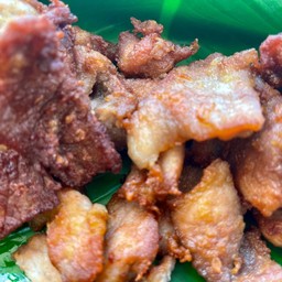 หอมหมีี่หมูทอดกระเทียมเจียว