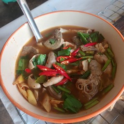 ต้มแซ่บ เครื่องในหมู