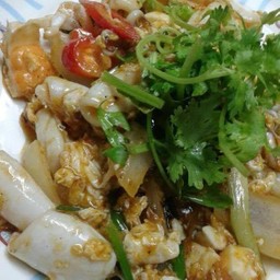 ทะเลผัดผงกะหรีกับ